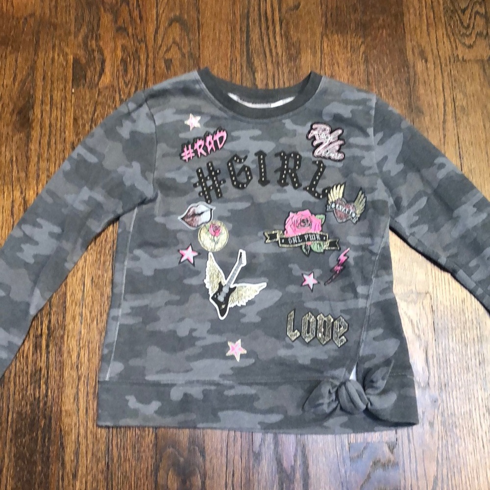 Girls Children’s Place Camo Patch Sweatshirt